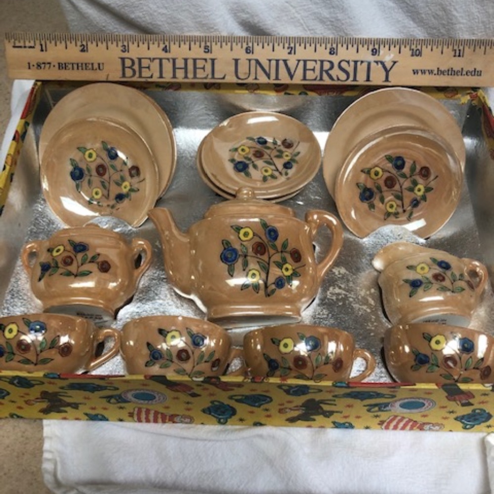 Vintage Child’s Tea Set